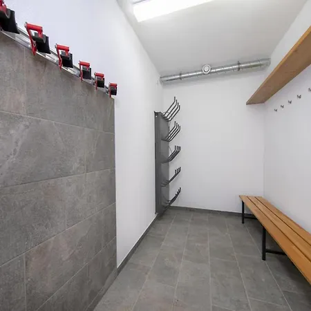 In Neukirchen Near Lift Horská chata *